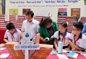 Phát triển văn hóa đọc để xây dựng con người Việt Nam toàn diện